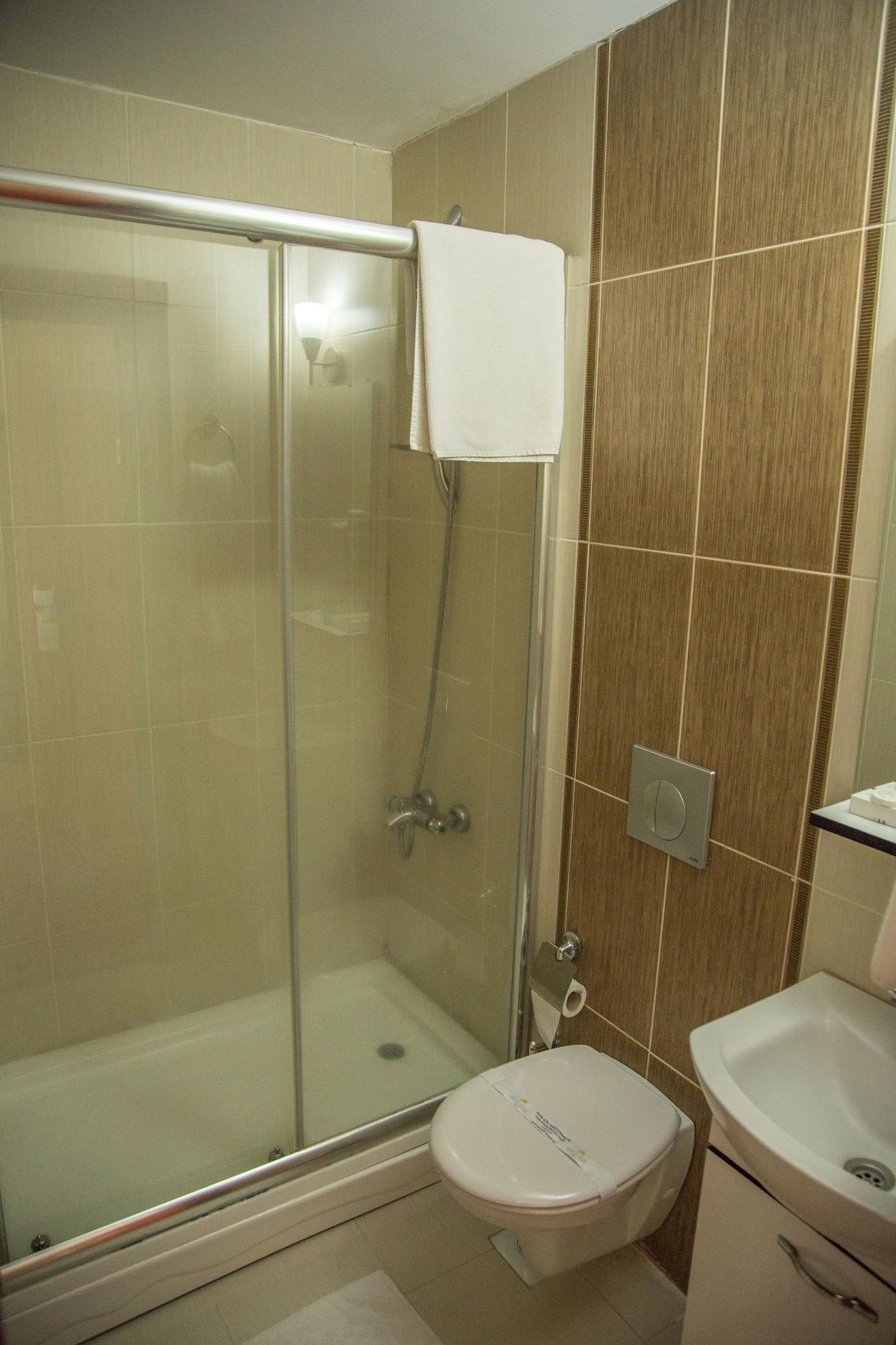 Grand Merin Airport Hotel Istanbul Eksteriør billede