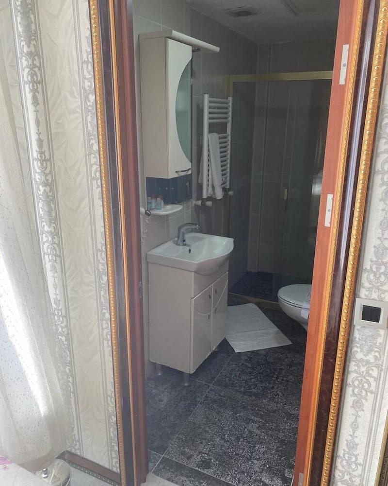 Grand Merin Airport Hotel Istanbul Eksteriør billede