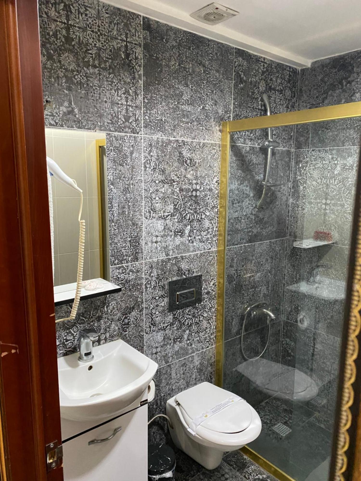Grand Merin Airport Hotel Istanbul Eksteriør billede